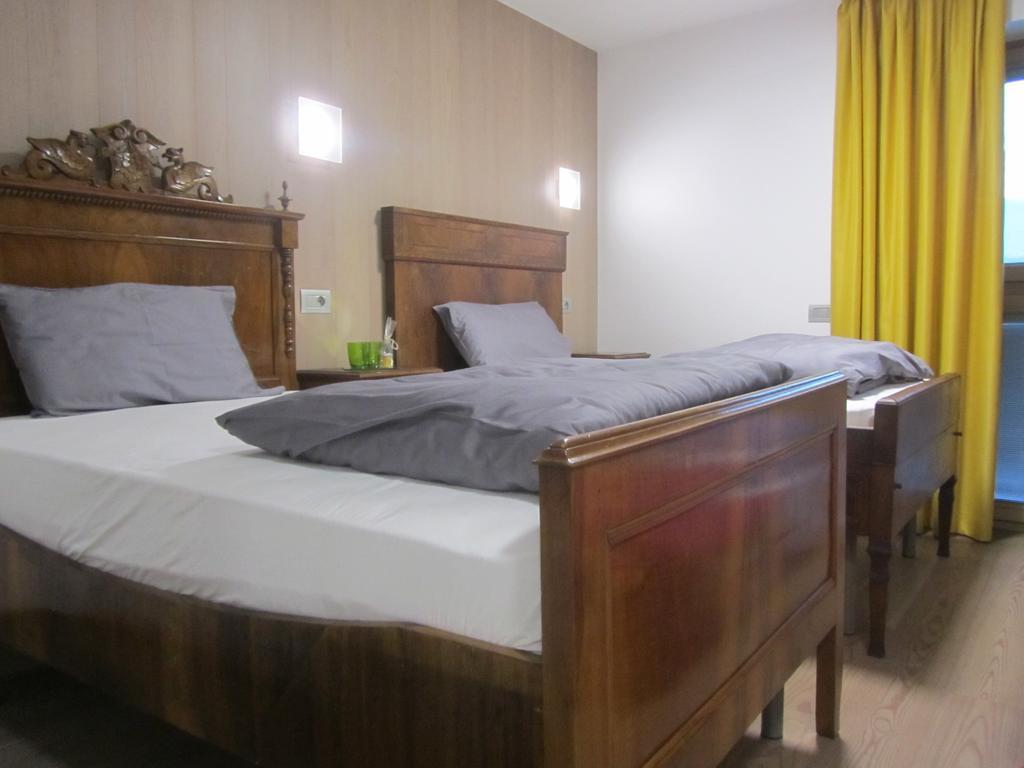 Villa NonSoloMele Romallo Esterno foto